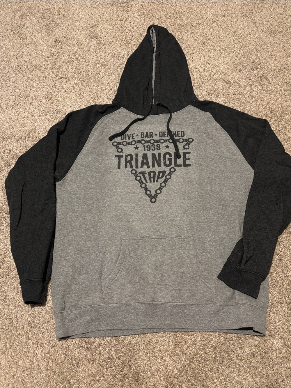 Triangle Tap Men's Gray Body Black Sleeve Hood Pullover